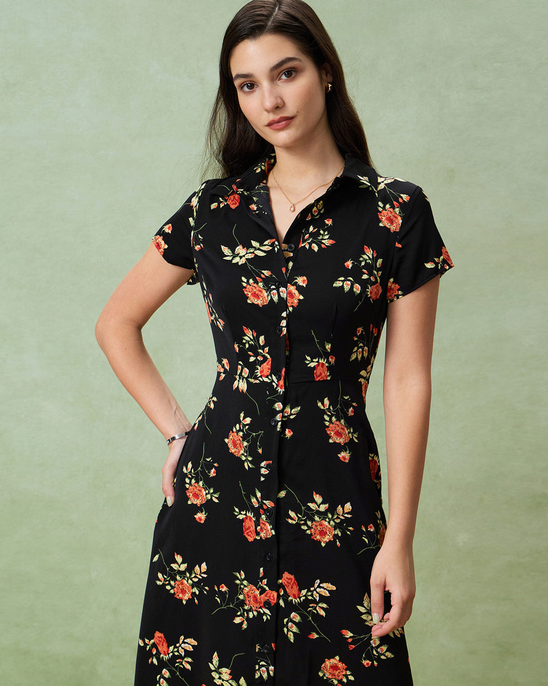 Glória - Vestido Midi Floral Preto