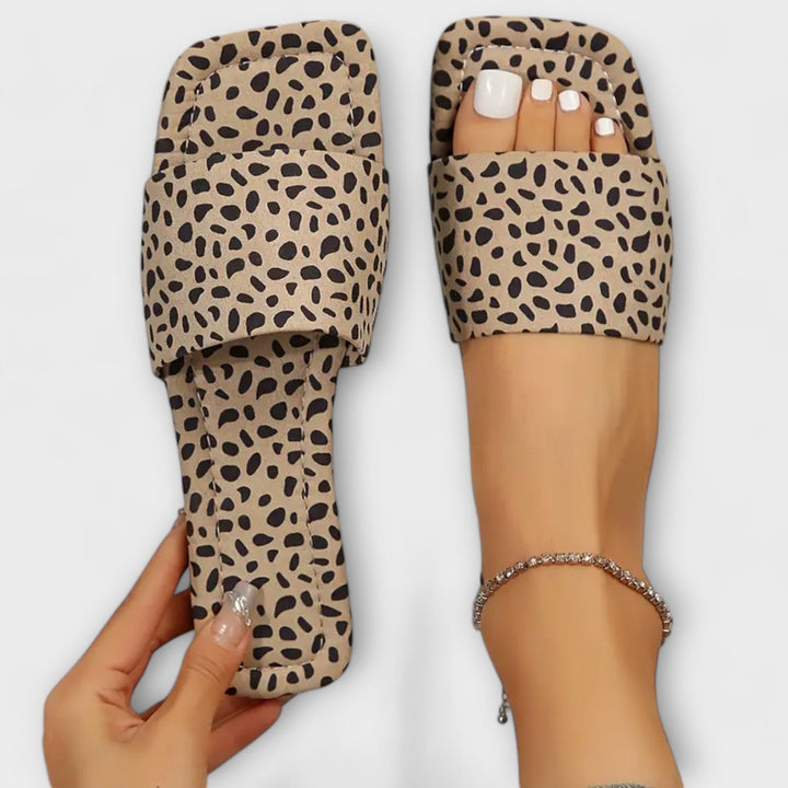 Elisabete - Sandálias leopardo