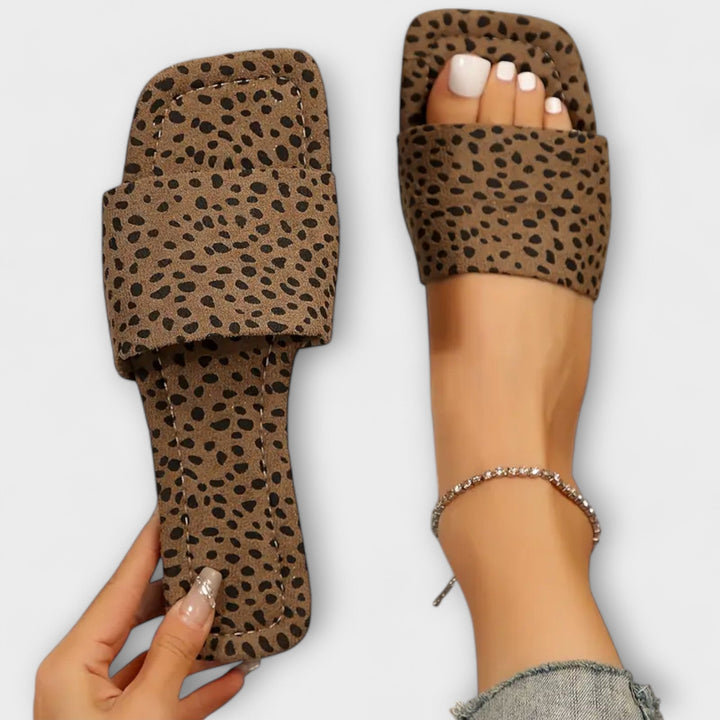 Elisabete - Sandálias leopardo