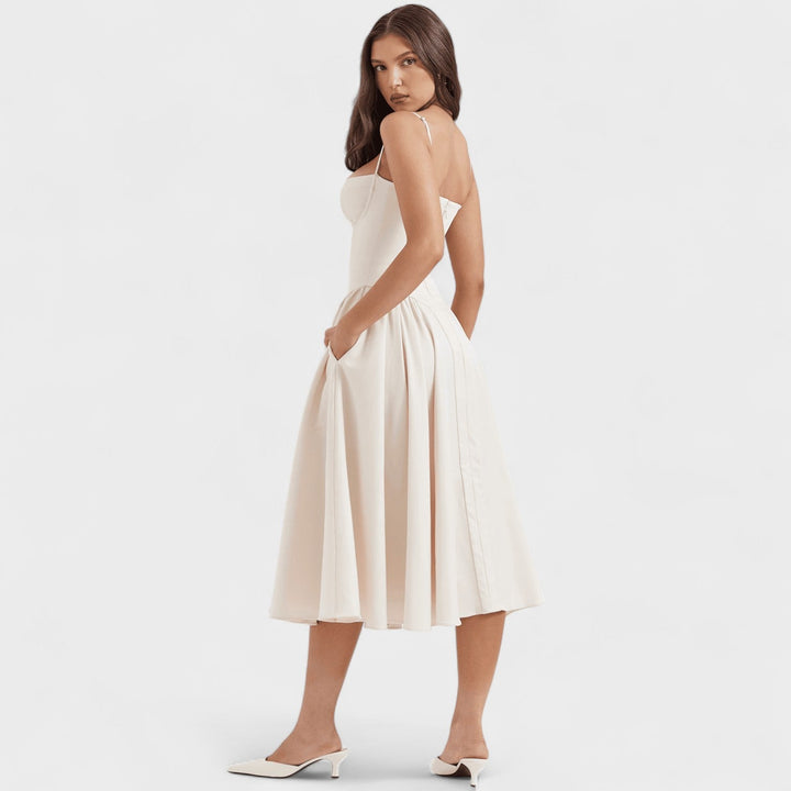 Mónica - O vestido com corset
