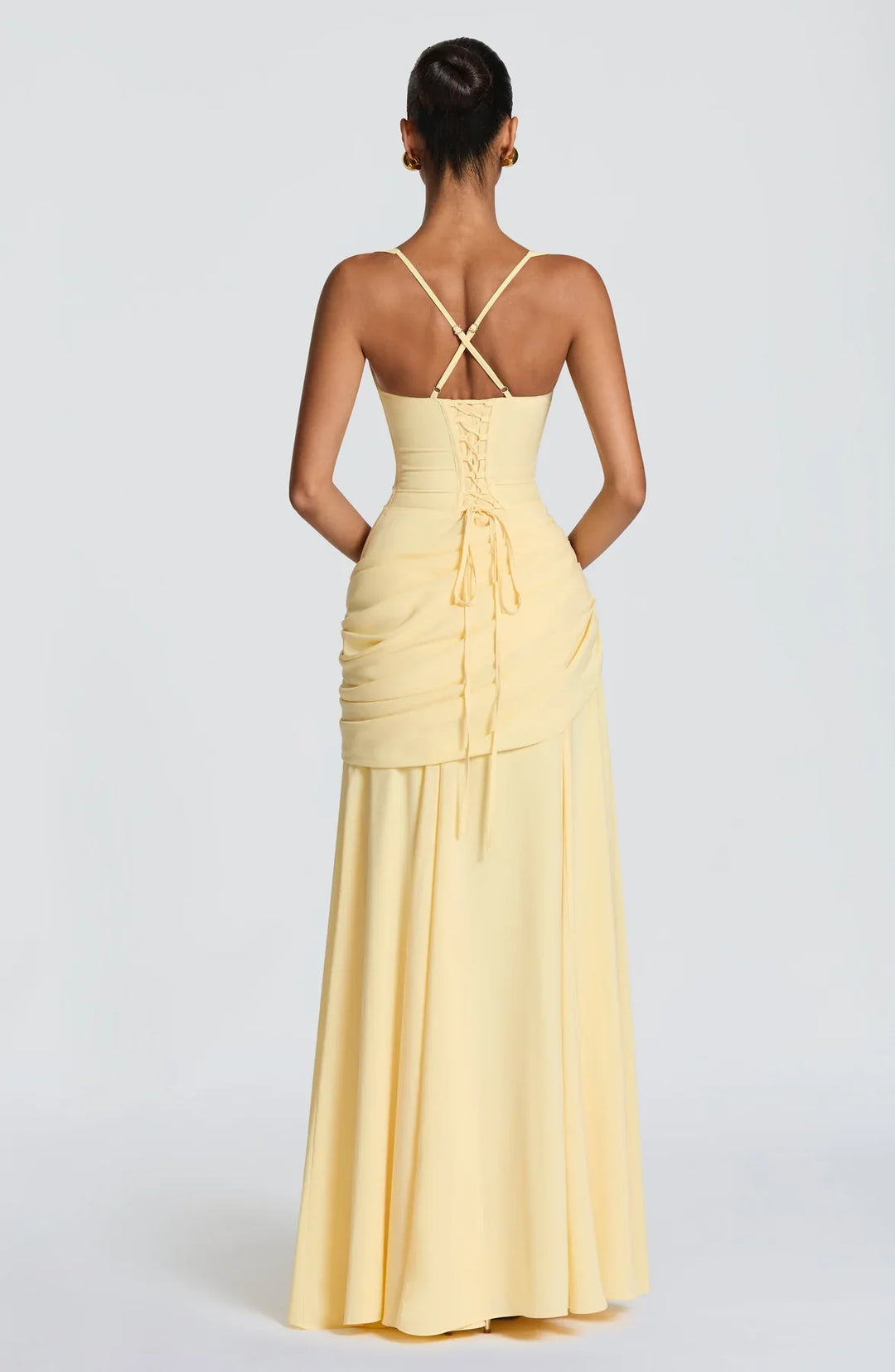 Valentina - Vestido maxi com decote em coração e franzido assimétrico