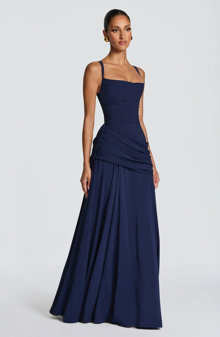 Valentina - Vestido maxi com decote em coração e franzido assimétrico