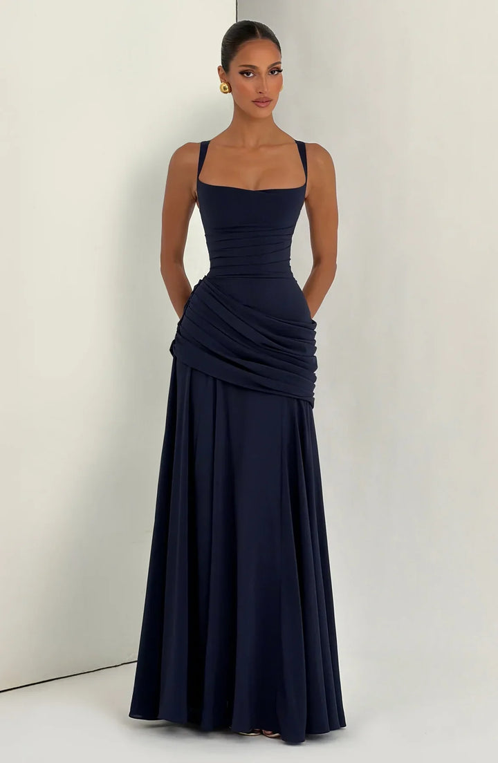 Valentina - Vestido maxi com decote em coração e franzido assimétrico