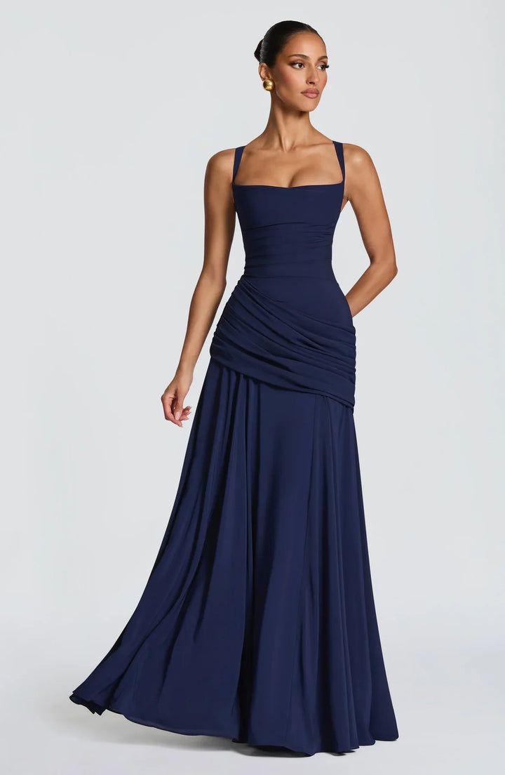 Valentina - Vestido maxi com decote em coração e franzido assimétrico