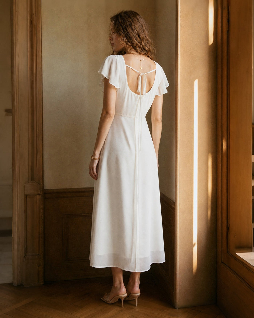 Liliana - Vestido Longo com Decote Quadrado